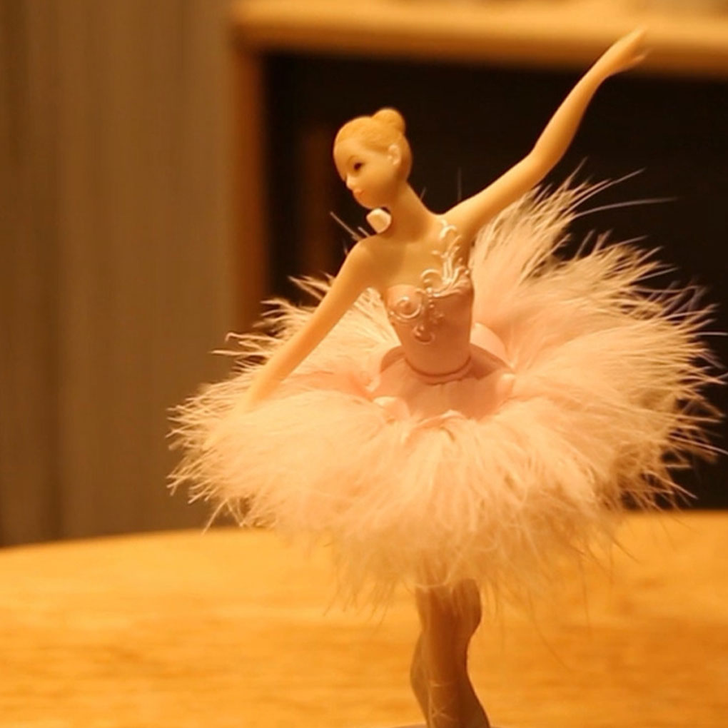 Ballerina Music Box Dancing Gi - Snow Globe Musical 评论和价格