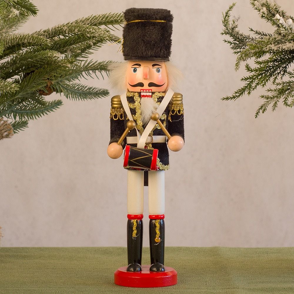 Merry Christmas Vintage Christ - Nutcracker Figurine 评论和价格