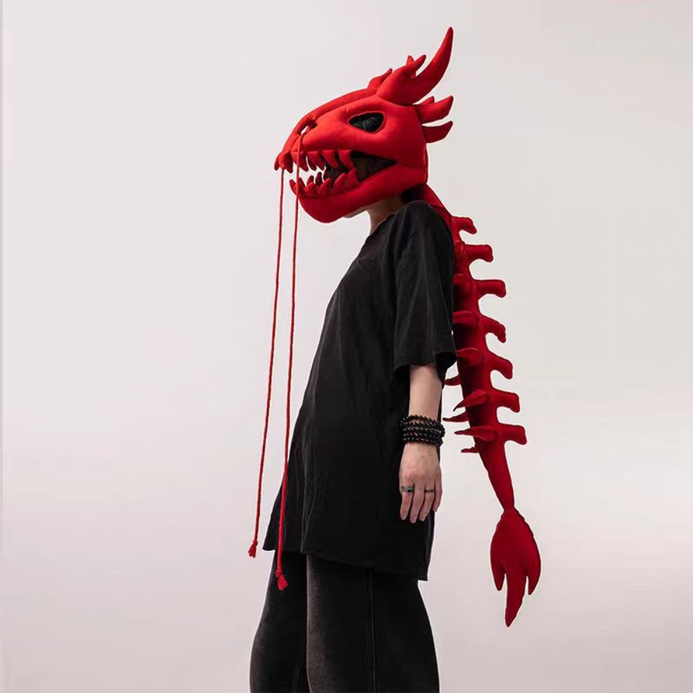 An interesting dinosaur skull  - Santa Hat Plush 评论和价格